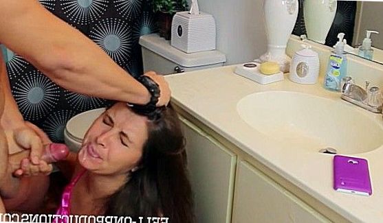 Любители: Трахнул девушку (18 лет) на камеру (ЧАСТНОЕ ЛЮБИТЕЛЬСКОЕ), порно видео