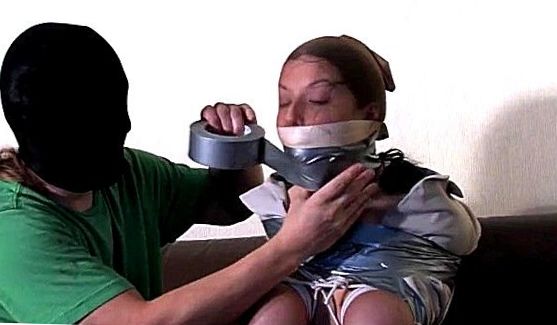 Трахнул любовницу-блондинку в ванной, порно видео