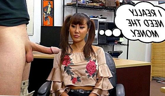Яхтсменка Мария катается по морю будучи абсолютно голой, порно видео