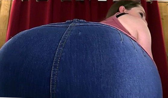 Пришла развлекать своего бойфренда отменным сексом, порно видео