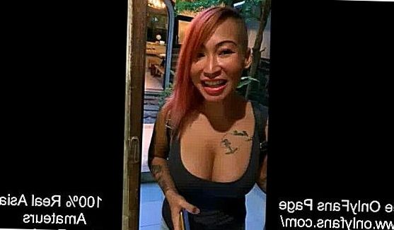 Lola Taylor, её родители и друг семьи, порно видео