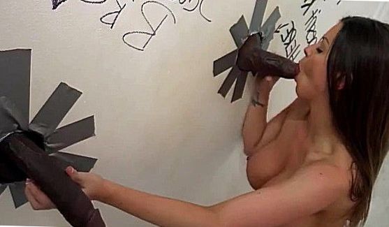 течет бабе пизду спермой, порно видео