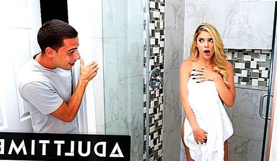 Близняшки сняли на улице парня и трахнулись с ним в лесу!, порно видео
